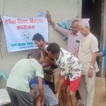 मानव कल्याण समाजद्वारा अपांगता भएका बलबहादुर श्रेष्ठलाई ह्वीलचियर सहयोग